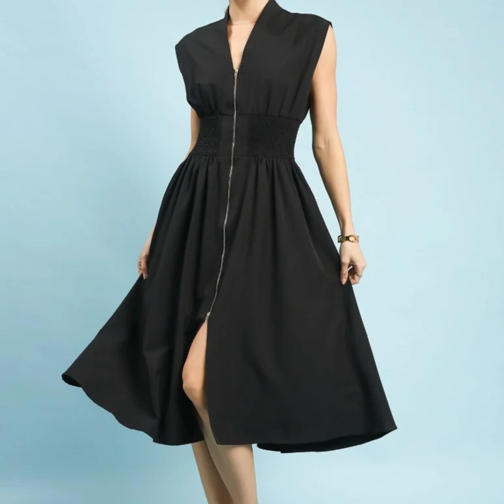 Entro Audrey black midi smocked zipper dress